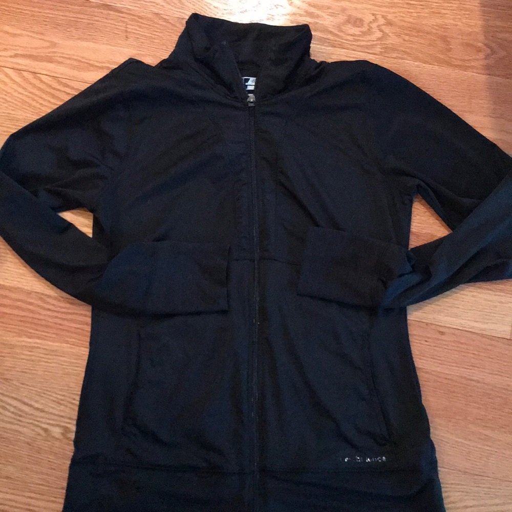 New balance zip up